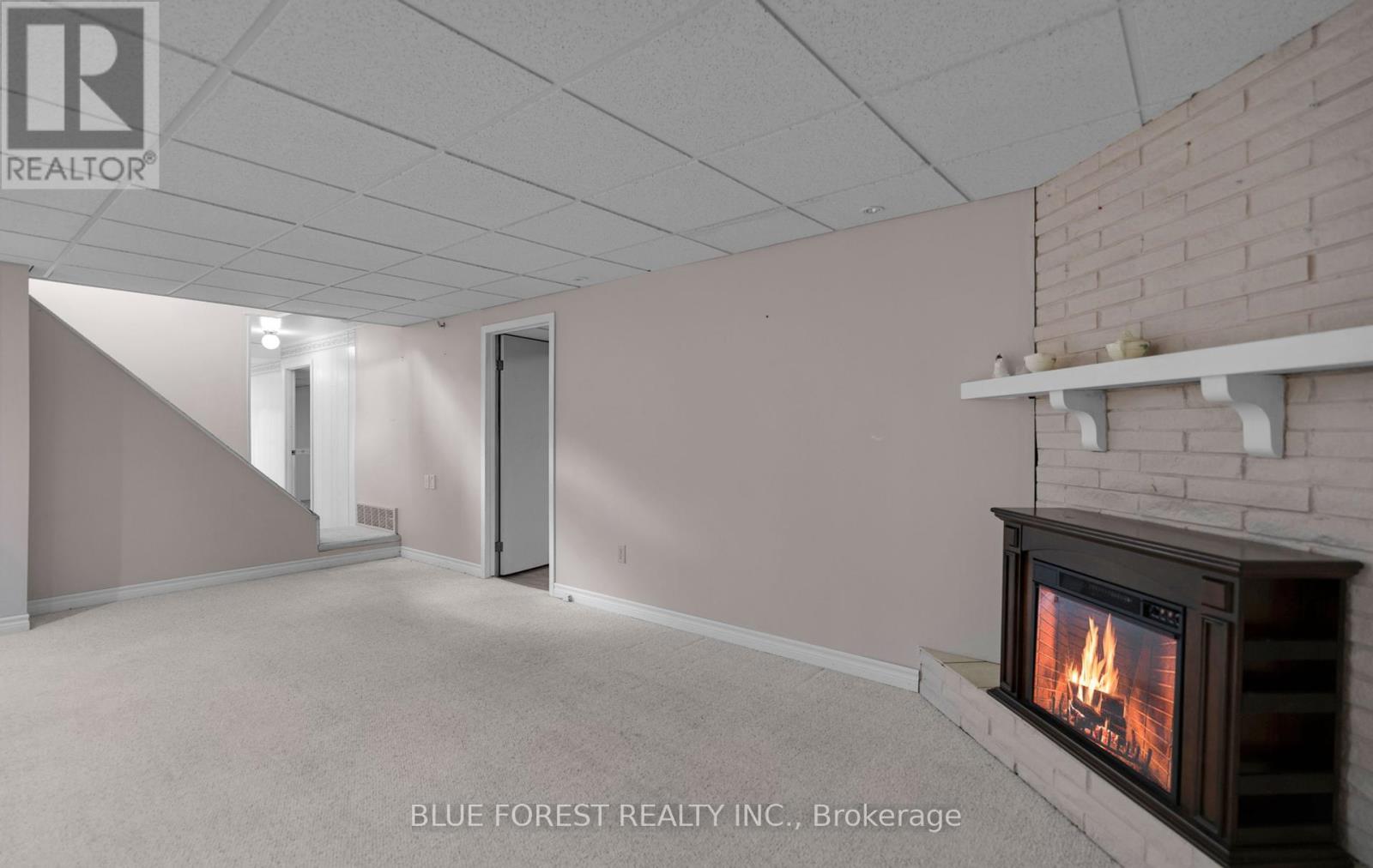 92 Ardsley Road, London North, Ontario  N6G 3W4 - Photo 23 - X12430630