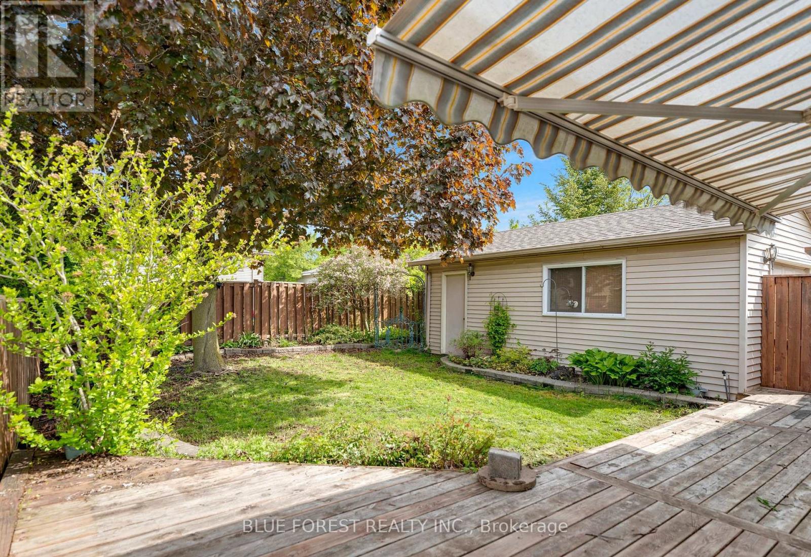 92 Ardsley Road, London North, Ontario  N6G 3W4 - Photo 30 - X12430630