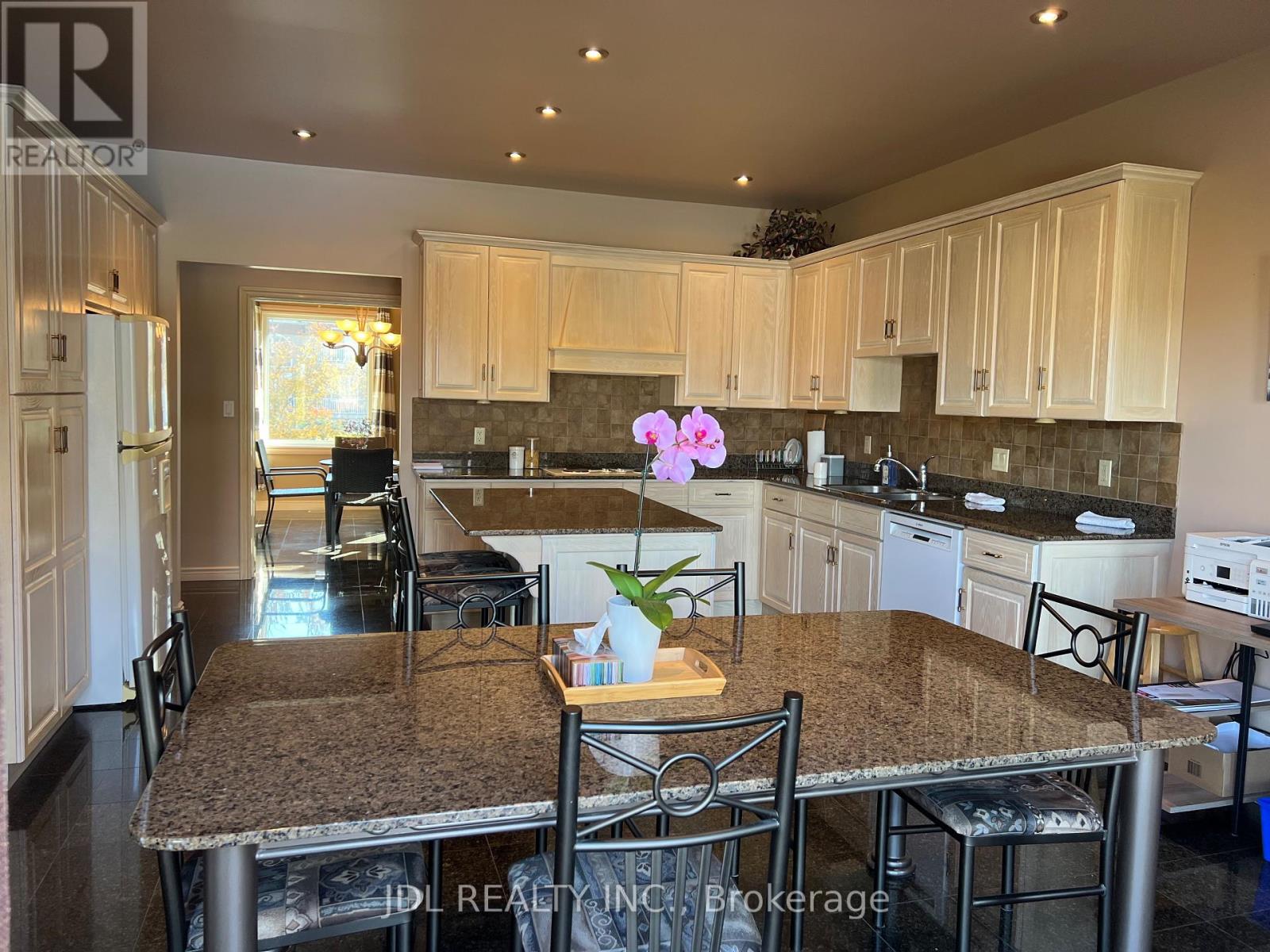 12356 Charlene Lane, Tecumseh, Ontario  N9K 1B1 - Photo 44 - X12427660