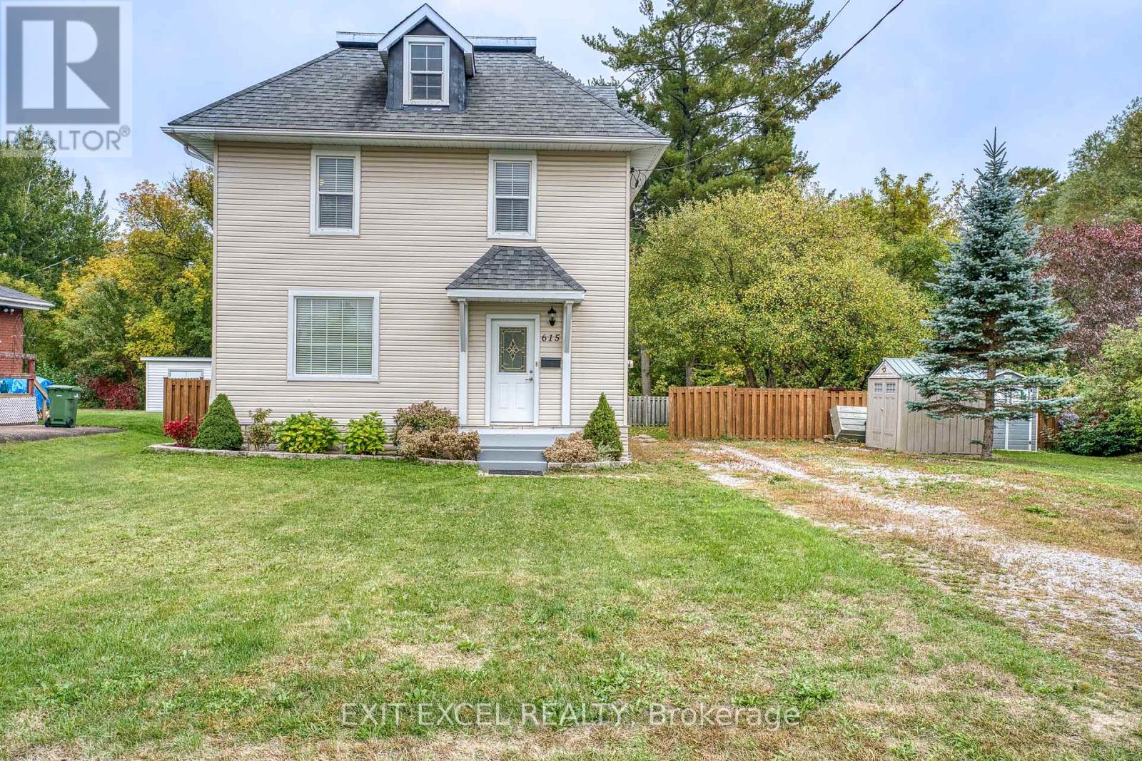 615 Moffat Street, Pembroke, Ontario  K8A 3Y2 - Photo 2 - X12430615