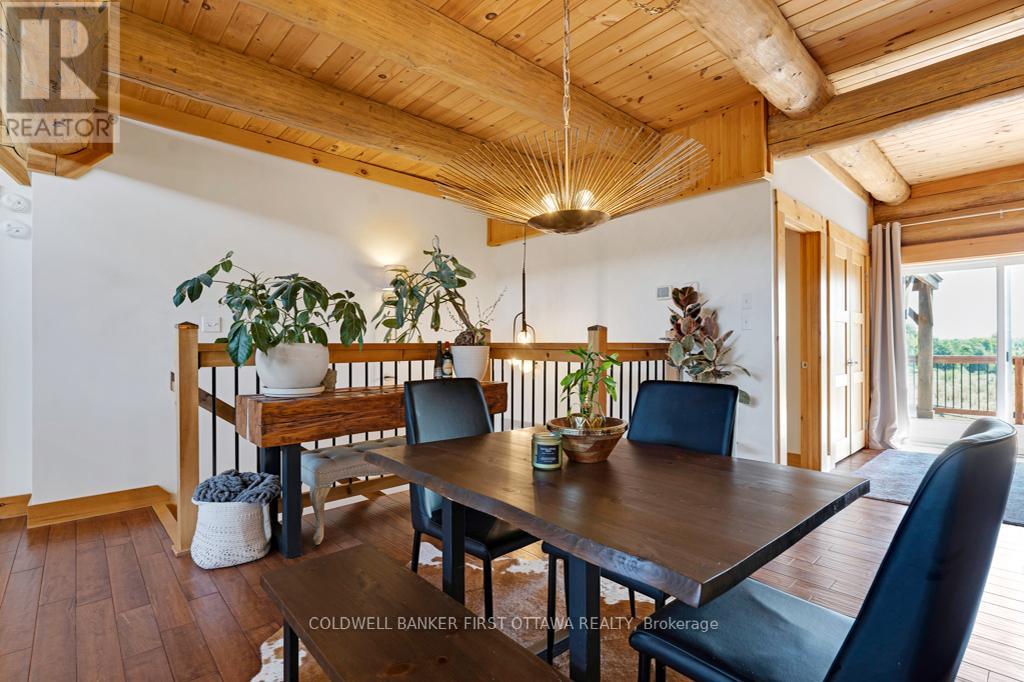 473 Ennis Road, Tay Valley, Ontario  K0G 1A0 - Photo 12 - X12430623