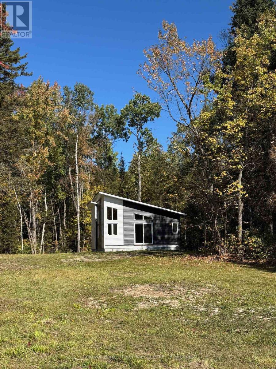 30 Shields Point Road, Bonfield, Ontario  P0H 2E0 - Photo 13 - X12421631