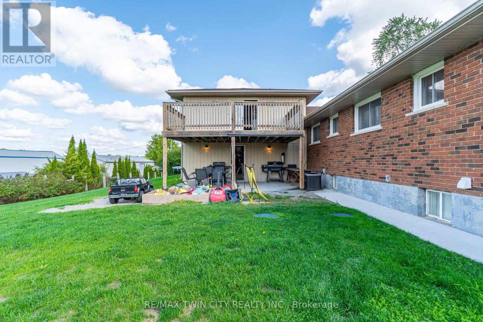 591 Governors Road E, Brant, Ontario  N3L 3E1 - Photo 25 - X12430610