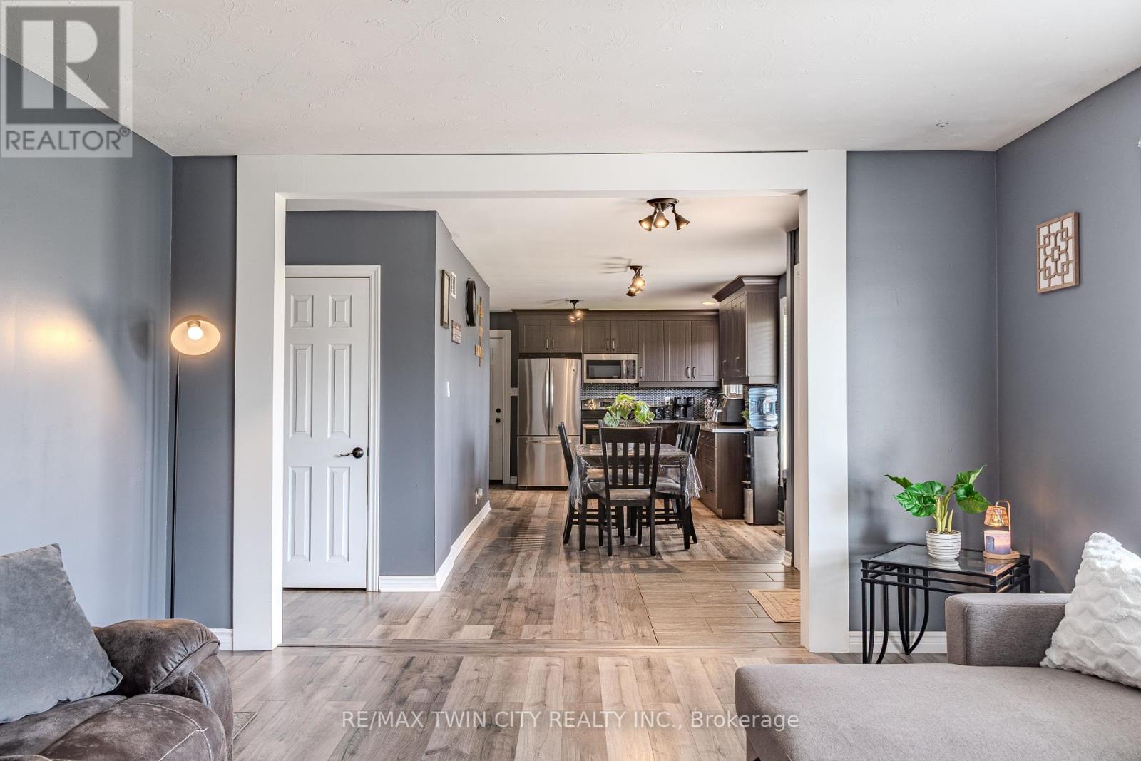 591 Governors Road E, Brant, Ontario  N3L 3E1 - Photo 7 - X12430610
