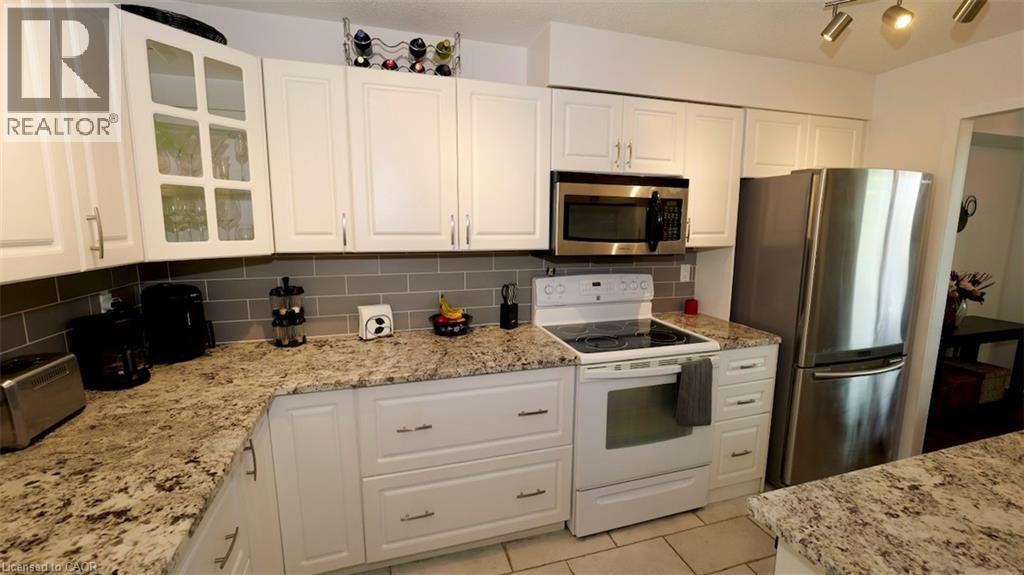 225 Harvard Place Unit# 603, Waterloo, Ontario  N2J 4H4 - Photo 4 - 40774198