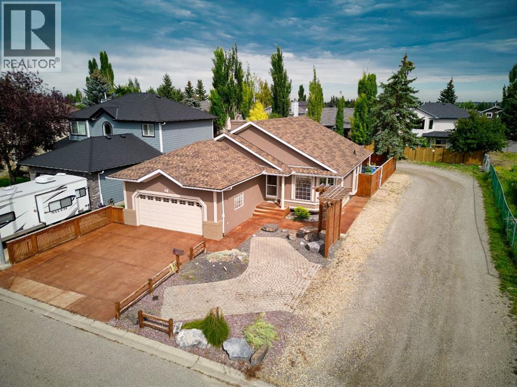 81 Sundown Manor SE, Calgary, Alberta