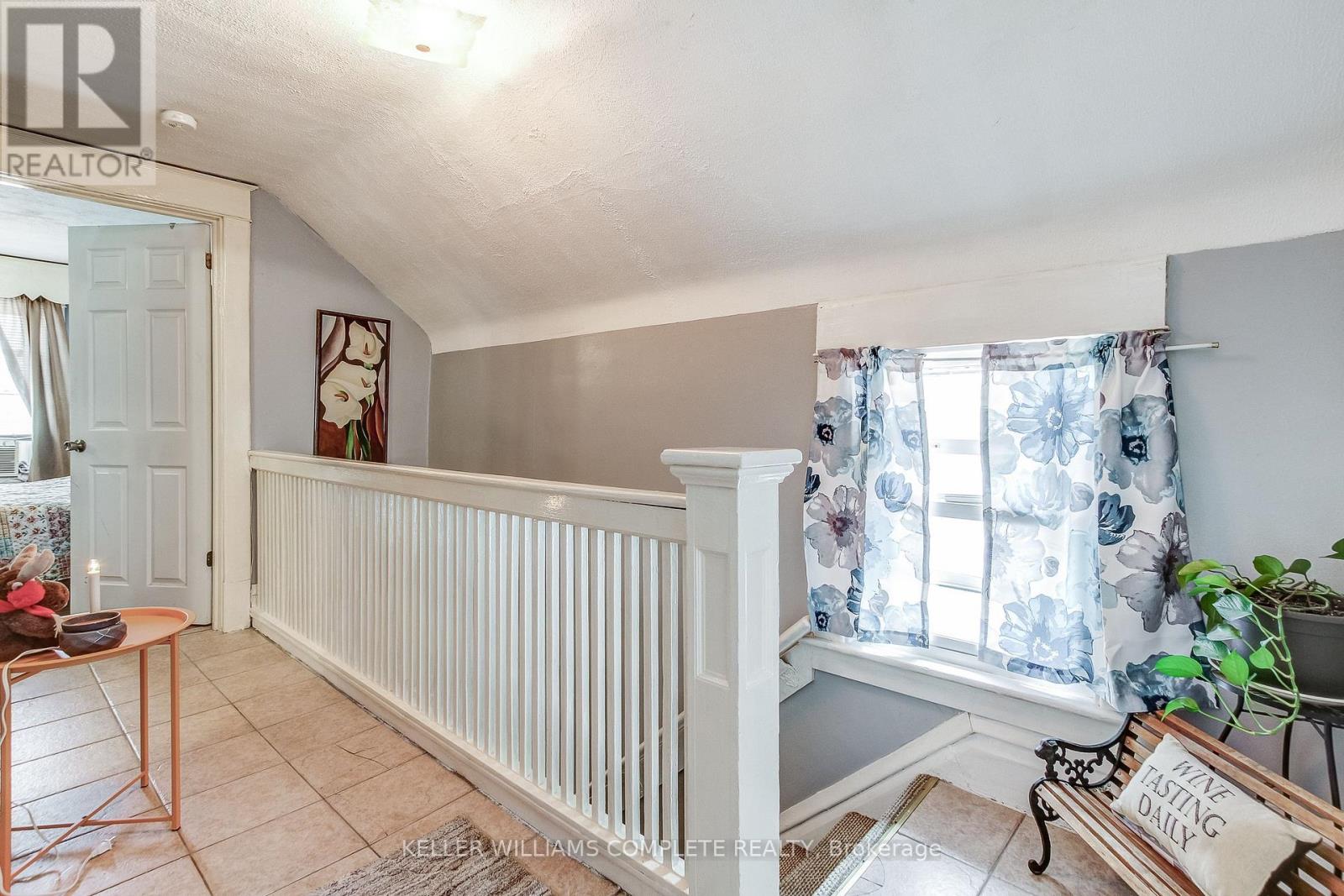 4634 Armory Street, Niagara Falls, Ontario  L2E 1S6 - Photo 10 - X12307857