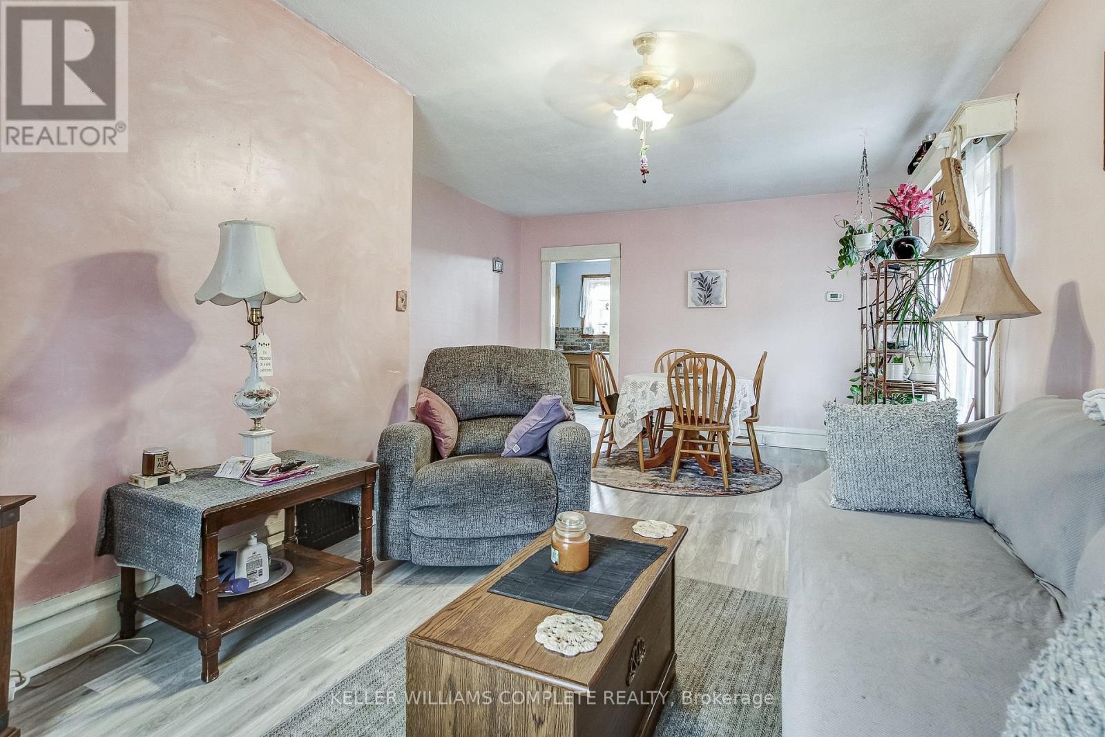4634 Armory Street, Niagara Falls, Ontario  L2E 1S6 - Photo 4 - X12307857