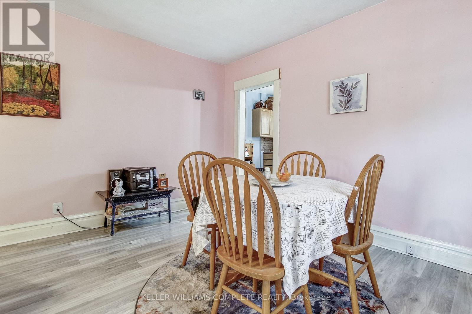 4634 Armory Street, Niagara Falls, Ontario  L2E 1S6 - Photo 6 - X12307857