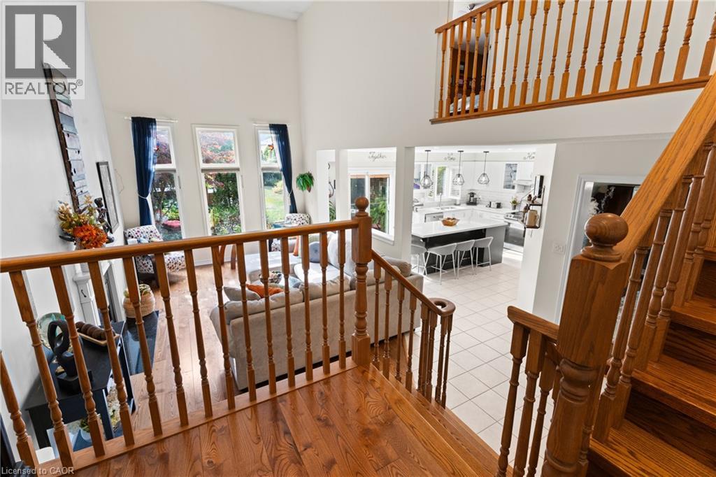 251 Hawkswood Trail, Hamilton, Ontario  L9B 2T1 - Photo 12 - 40766873