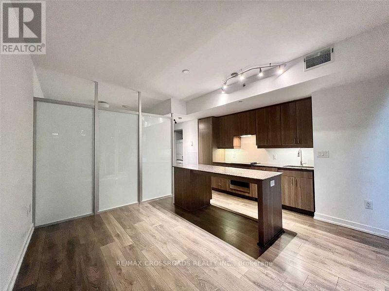 1007 - 426 University Avenue, Toronto, Ontario  M5G 1S9 - Photo 5 - C12430614