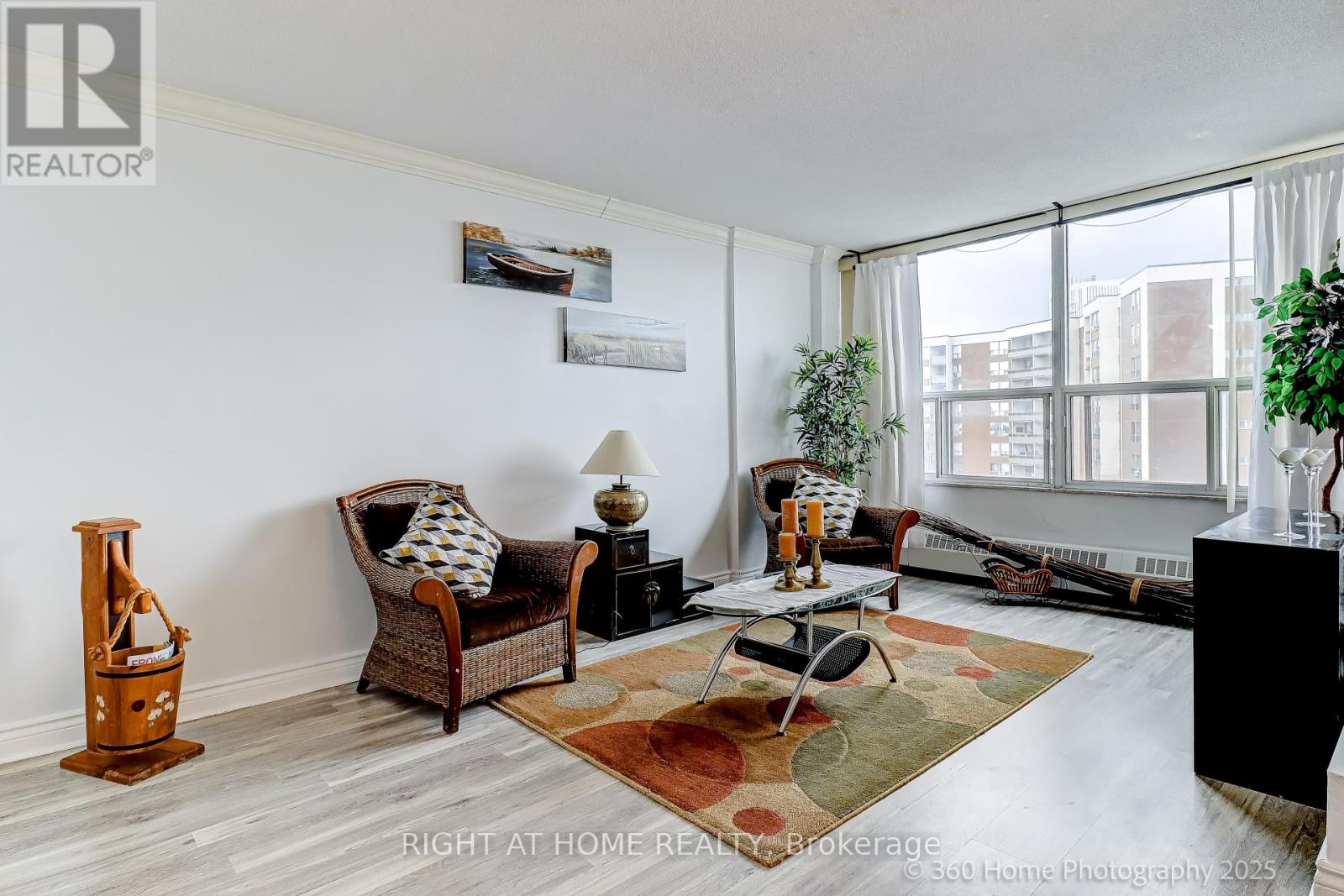 1709 - 60 Pavane Link Way, Toronto, Ontario  M3C 2Y6 - Photo 4 - C12430635