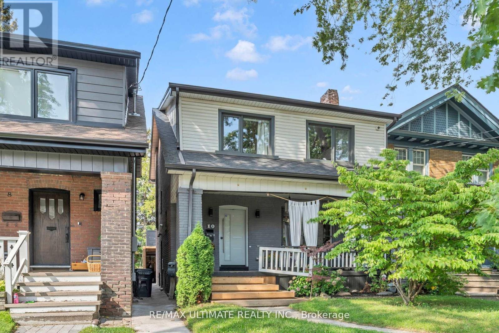 10 Oakdene Crescent, Toronto, Ontario  M4J 4H9 - Photo 1 - E12430634