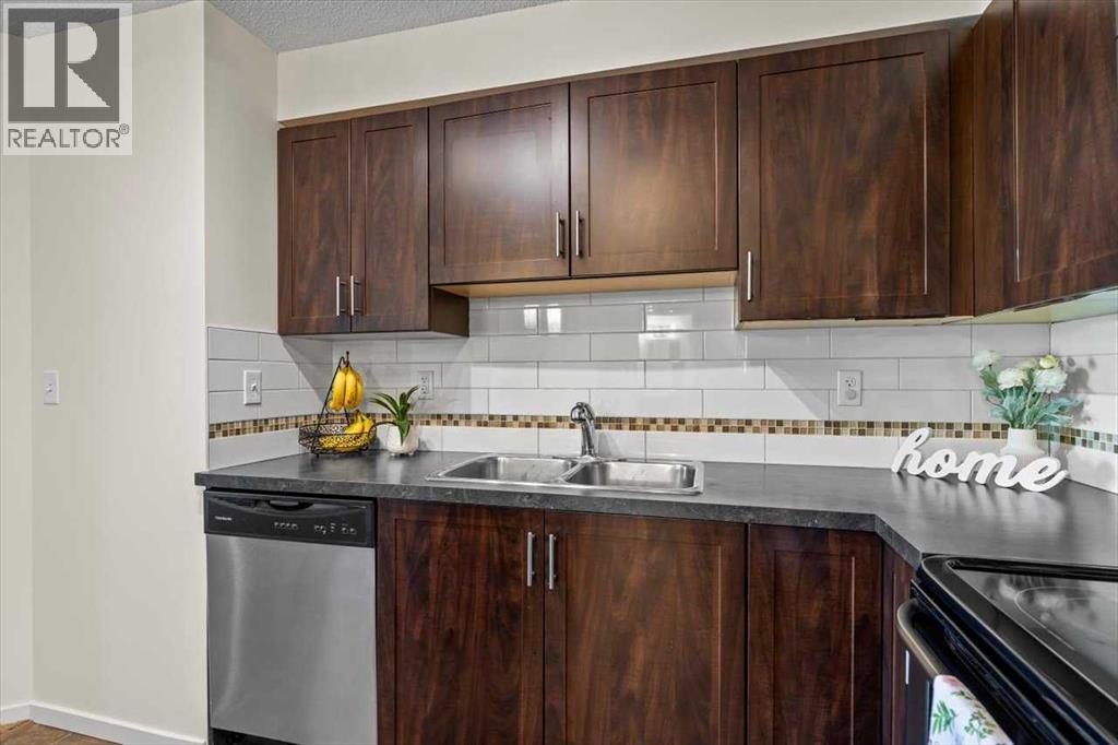 4104, 279 Copperpond Common Se, Calgary, Alberta  T2Z 1J5 - Photo 8 - A2260544