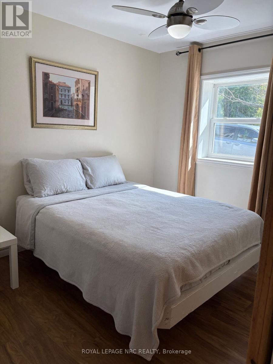 375 Almond Lane, St. Catharines (Secord Woods), Ontario  L2T 1B9 - Photo 6 - X12430652