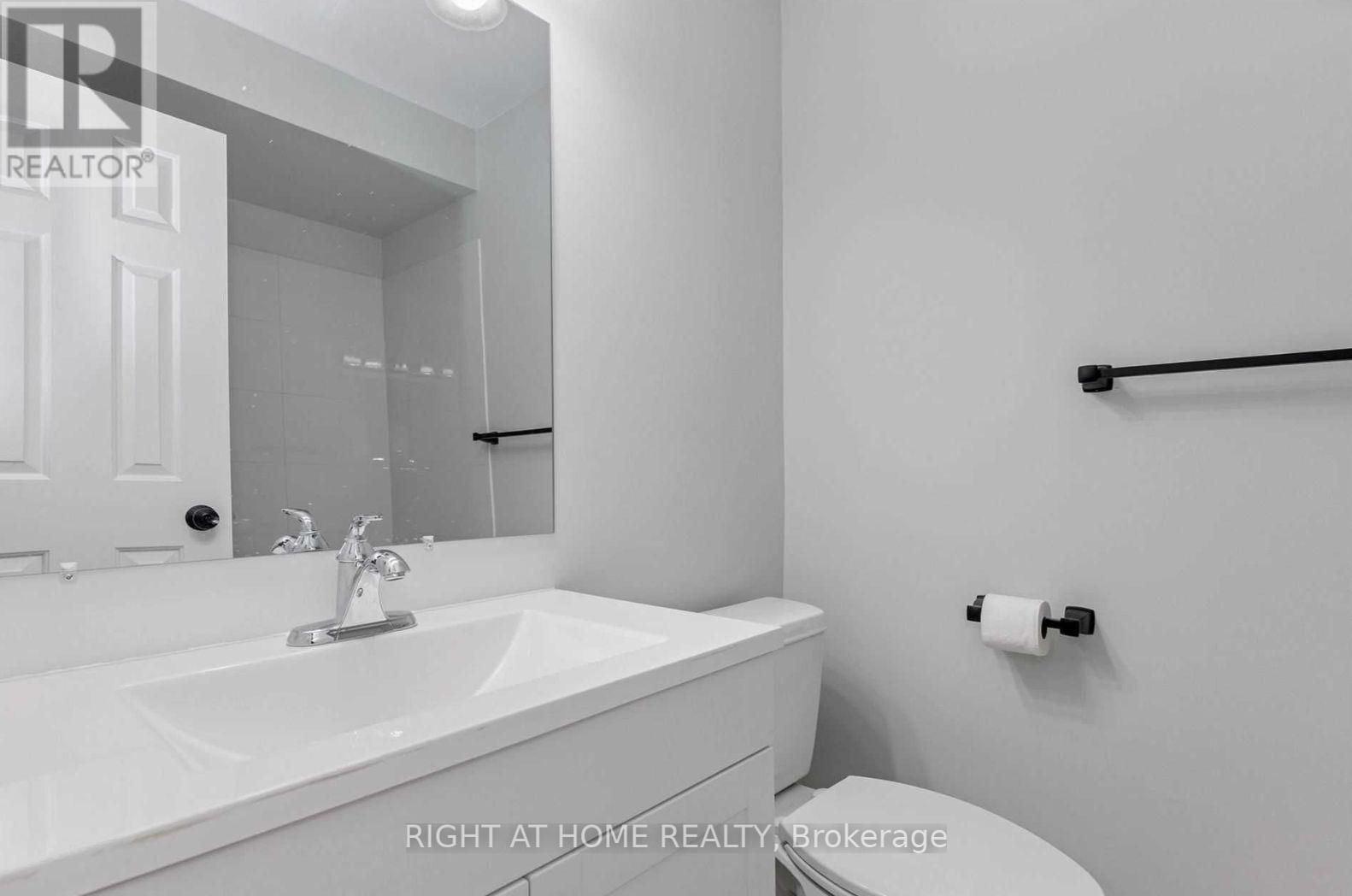 26 - 618 Barton Street, Hamilton, Ontario  L8E 4X3 - Photo 16 - X12429837