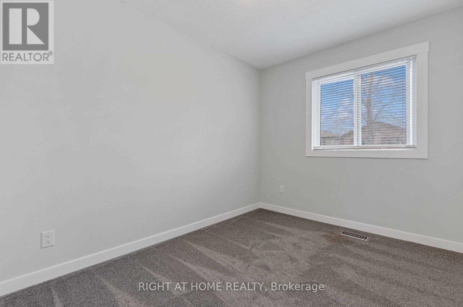 26 - 618 Barton Street, Hamilton, Ontario  L8E 4X3 - Photo 18 - X12429837