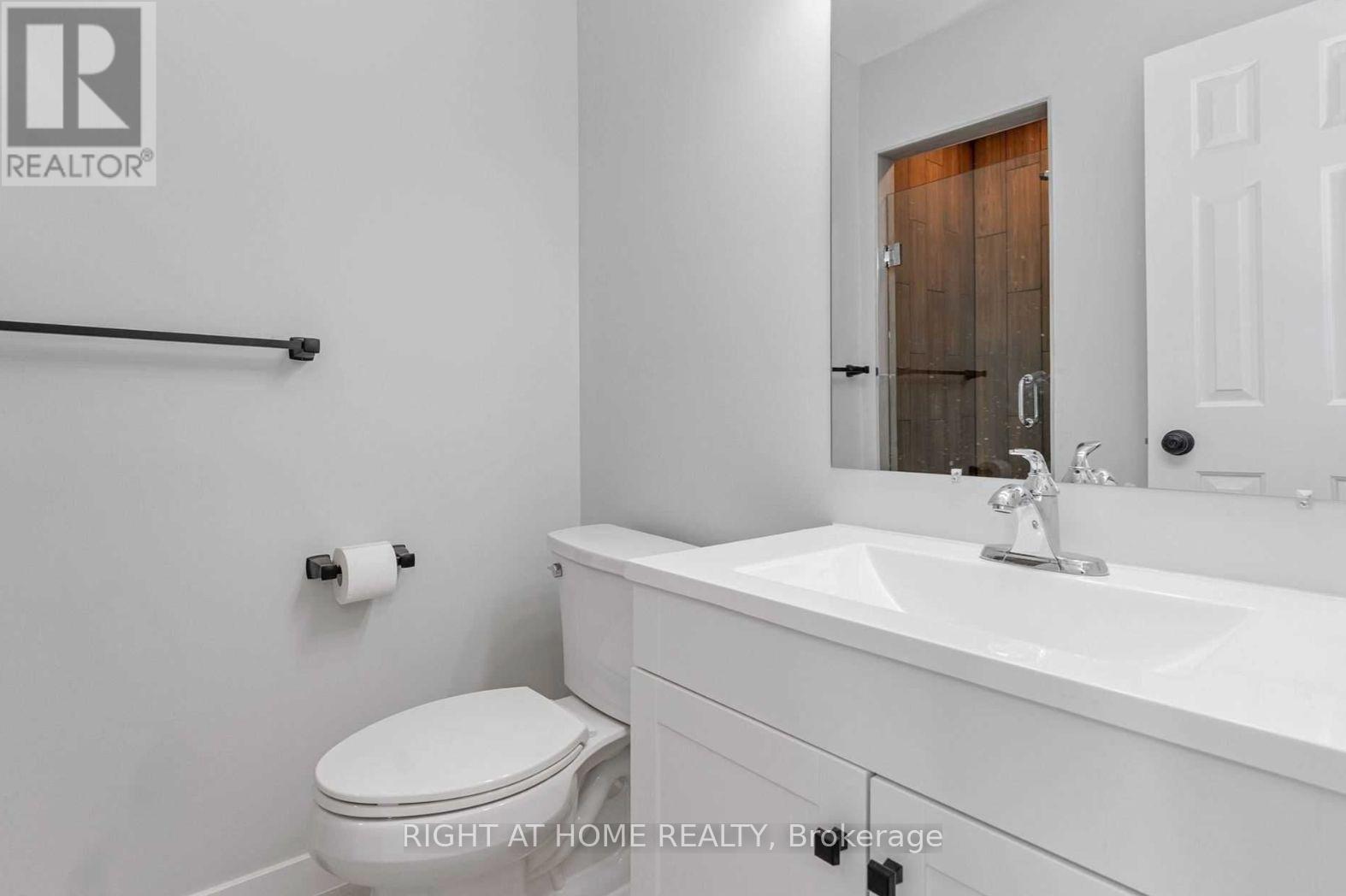 26 - 618 Barton Street, Hamilton, Ontario  L8E 4X3 - Photo 14 - X12429837