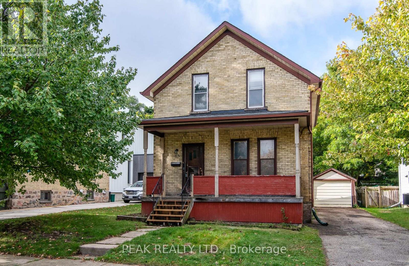 65 Short Street, Waterloo, Ontario  N2L 1X9 - Photo 2 - X12430633