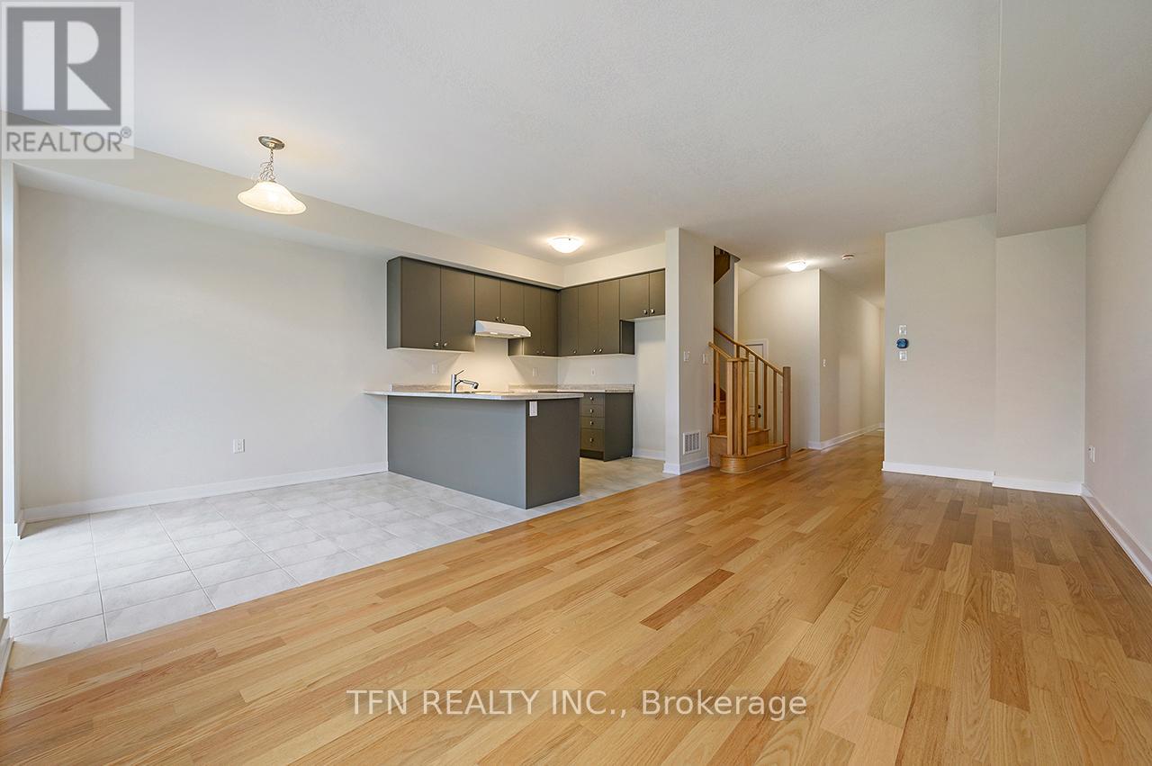 148 Keelson Street, Welland, Ontario  L3B 0M4 - Photo 3 - X12430647