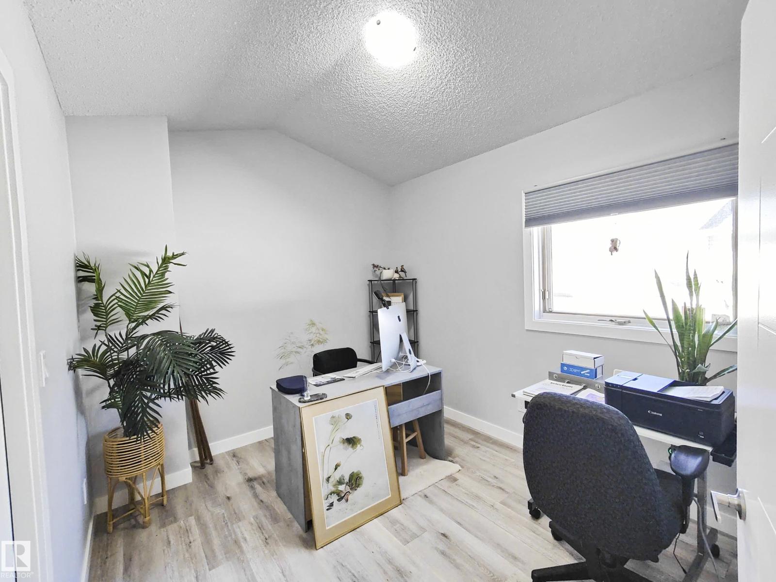 215 Peter Cl Nw Nw, Edmonton, Alberta  T5T 5Y5 - Photo 28 - E4459854