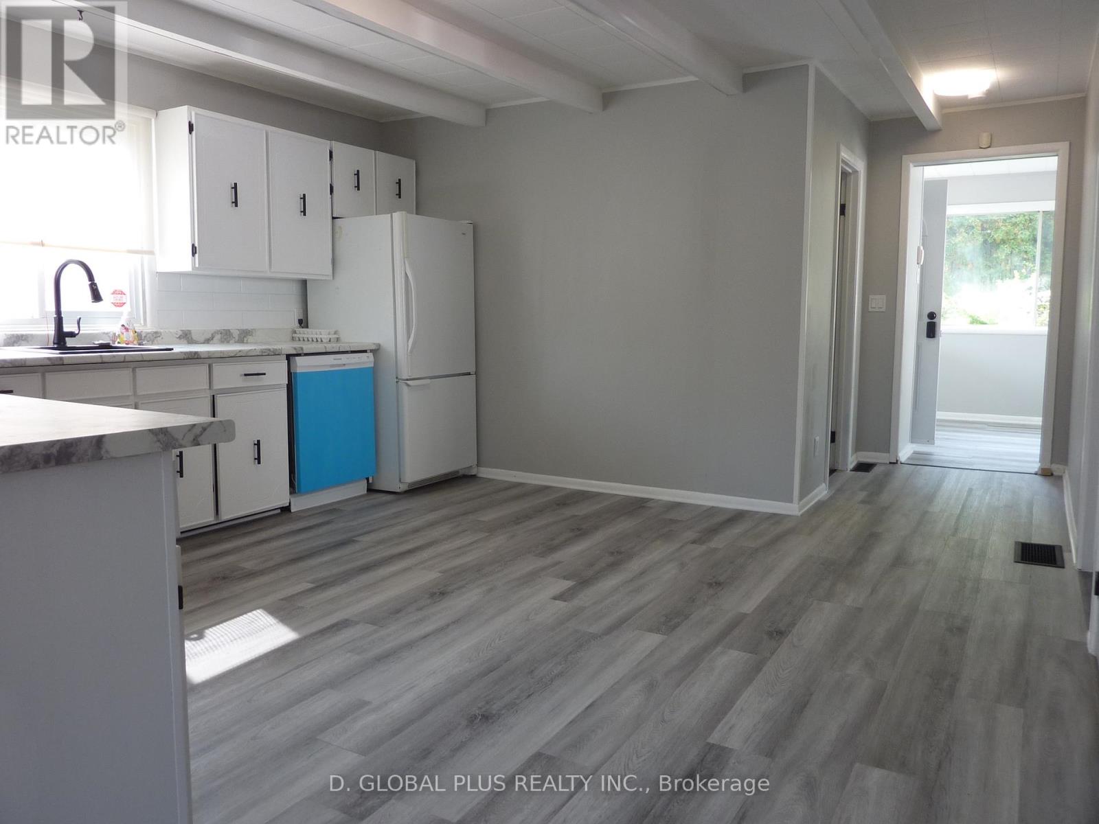 1114 Cumberland Street, Cornwall, Ontario  K6J 4K4 - Photo 15 - X12430656