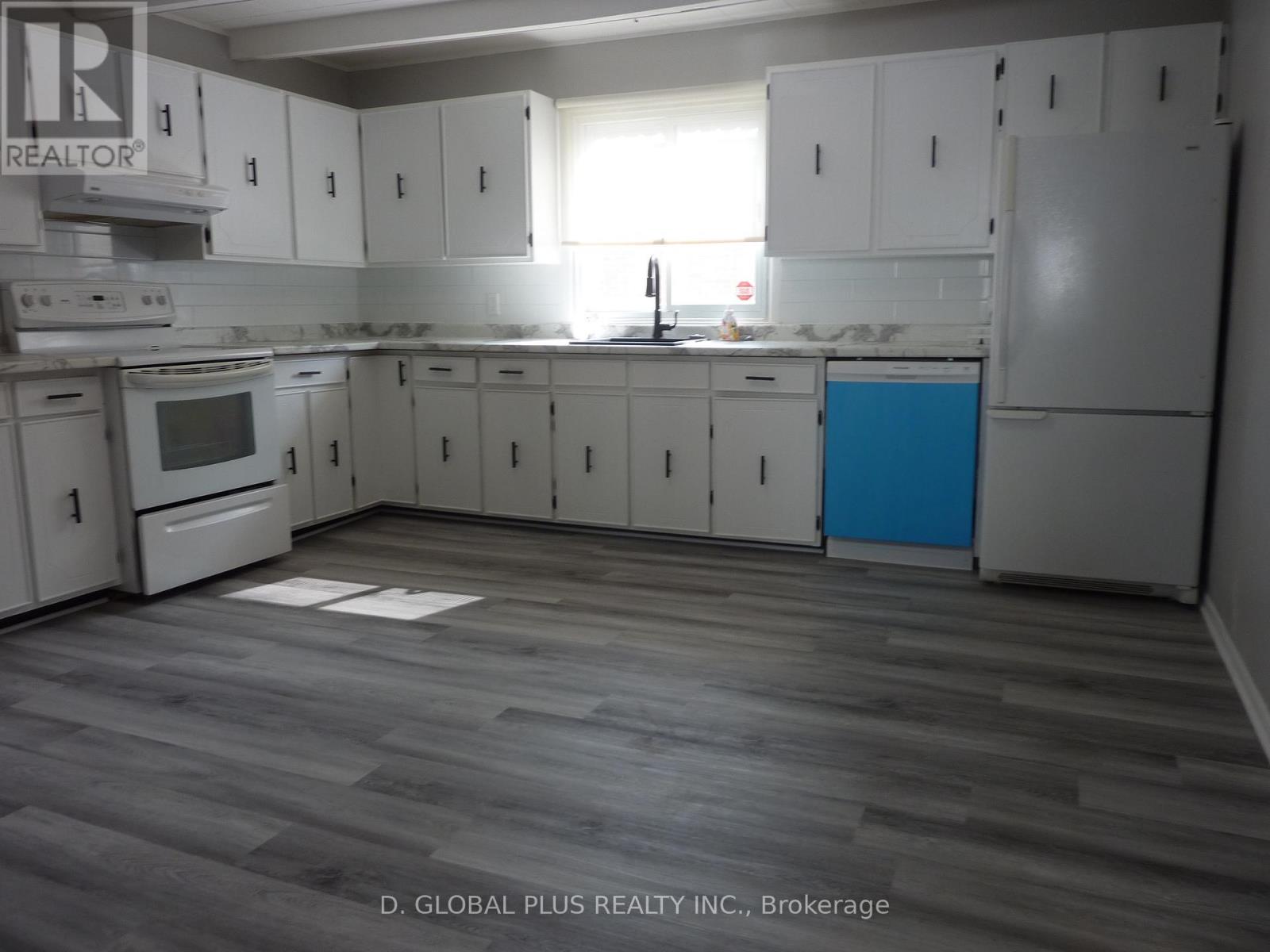 1114 Cumberland Street, Cornwall, Ontario  K6J 4K4 - Photo 16 - X12430656