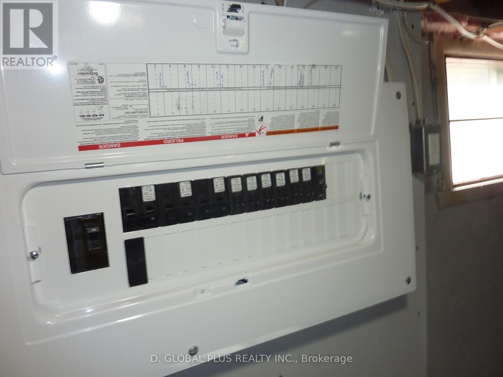 1114 Cumberland Street, Cornwall, Ontario  K6J 4K4 - Photo 20 - X12430656