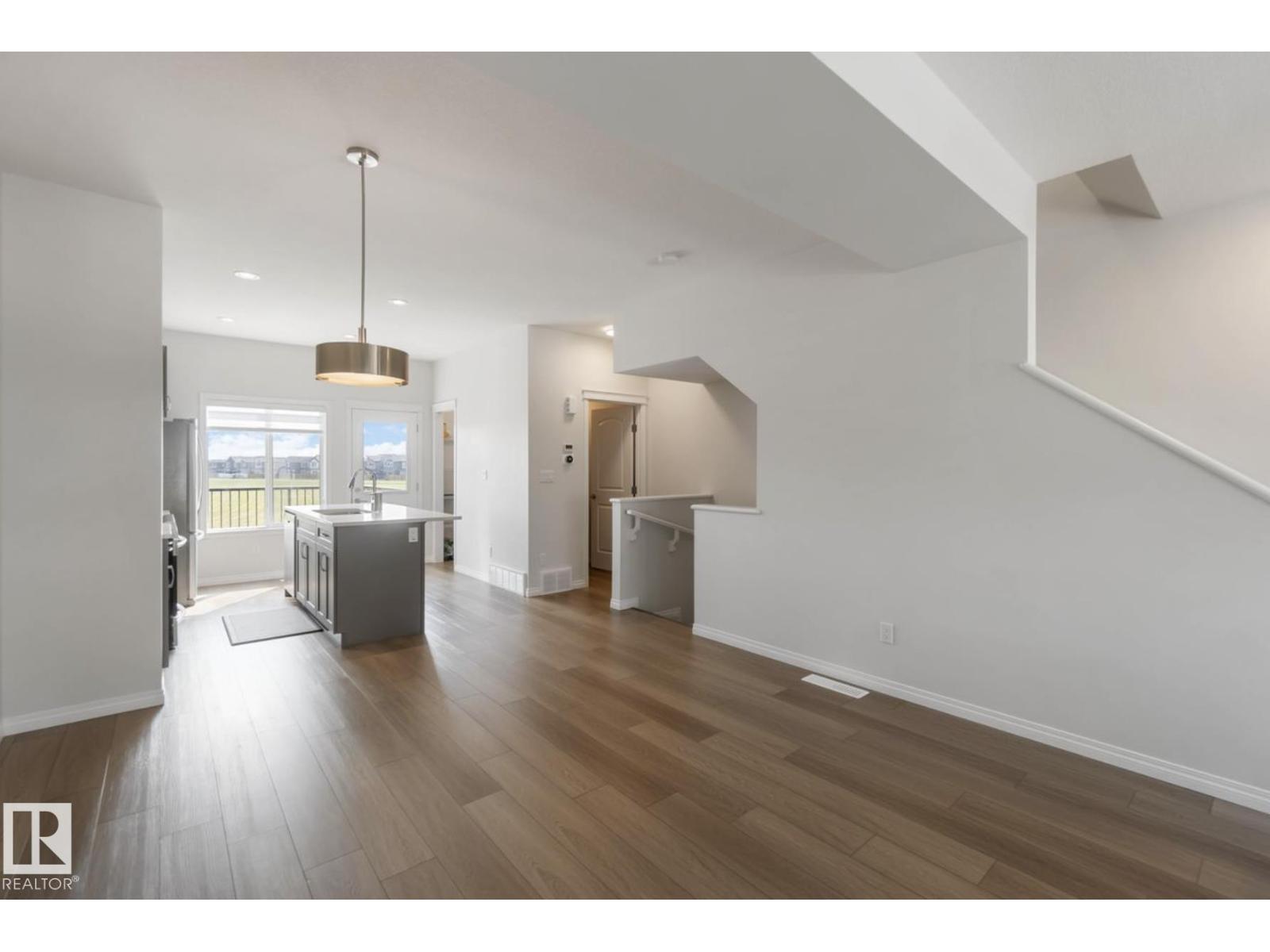 1531 157 Street Sw, Edmonton, Alberta  T6W 4J8 - Photo 10 - E4459857