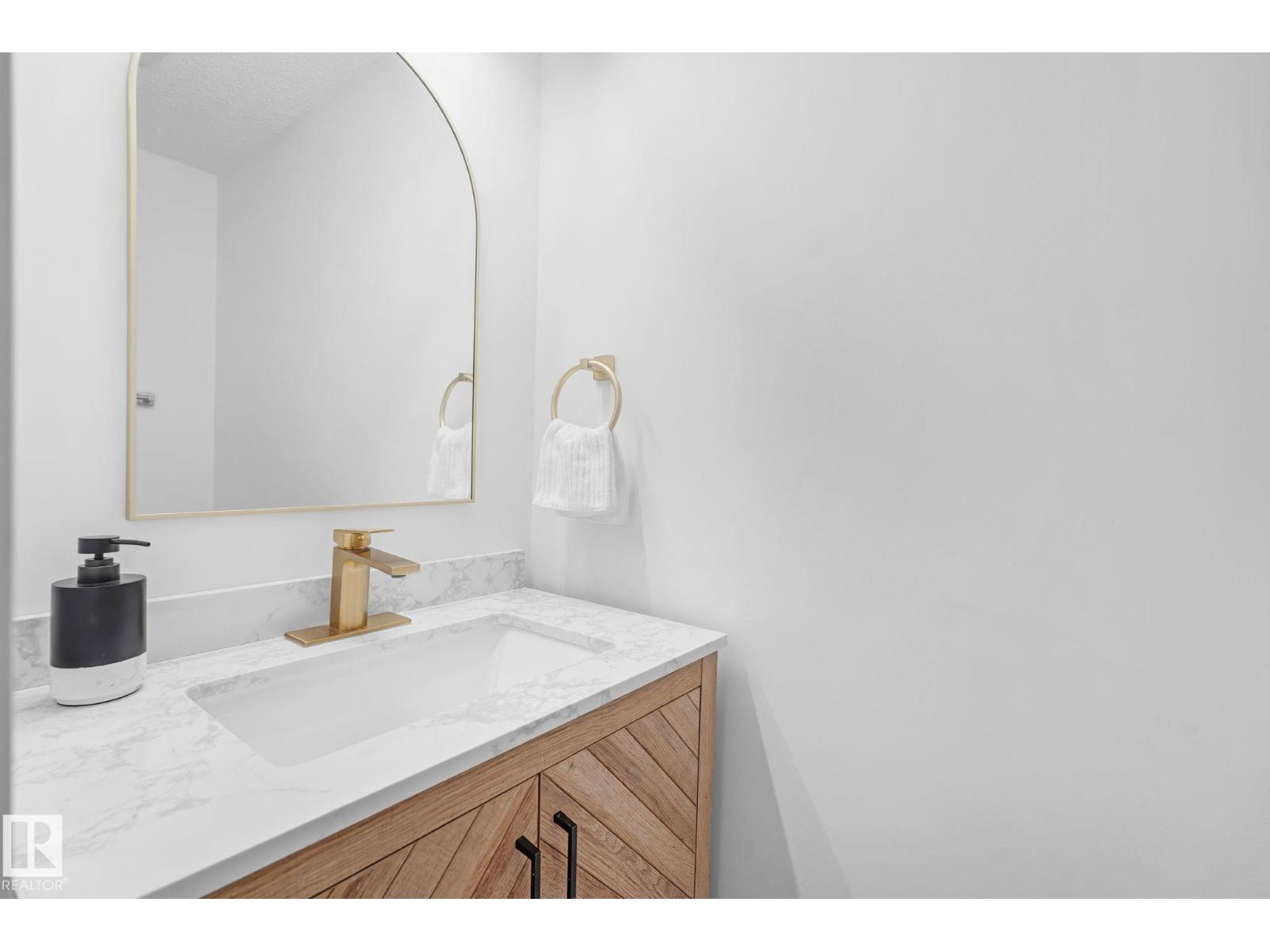3867 85 St Nw, Edmonton, Alberta  T6K 2L5 - Photo 19 - E4459858