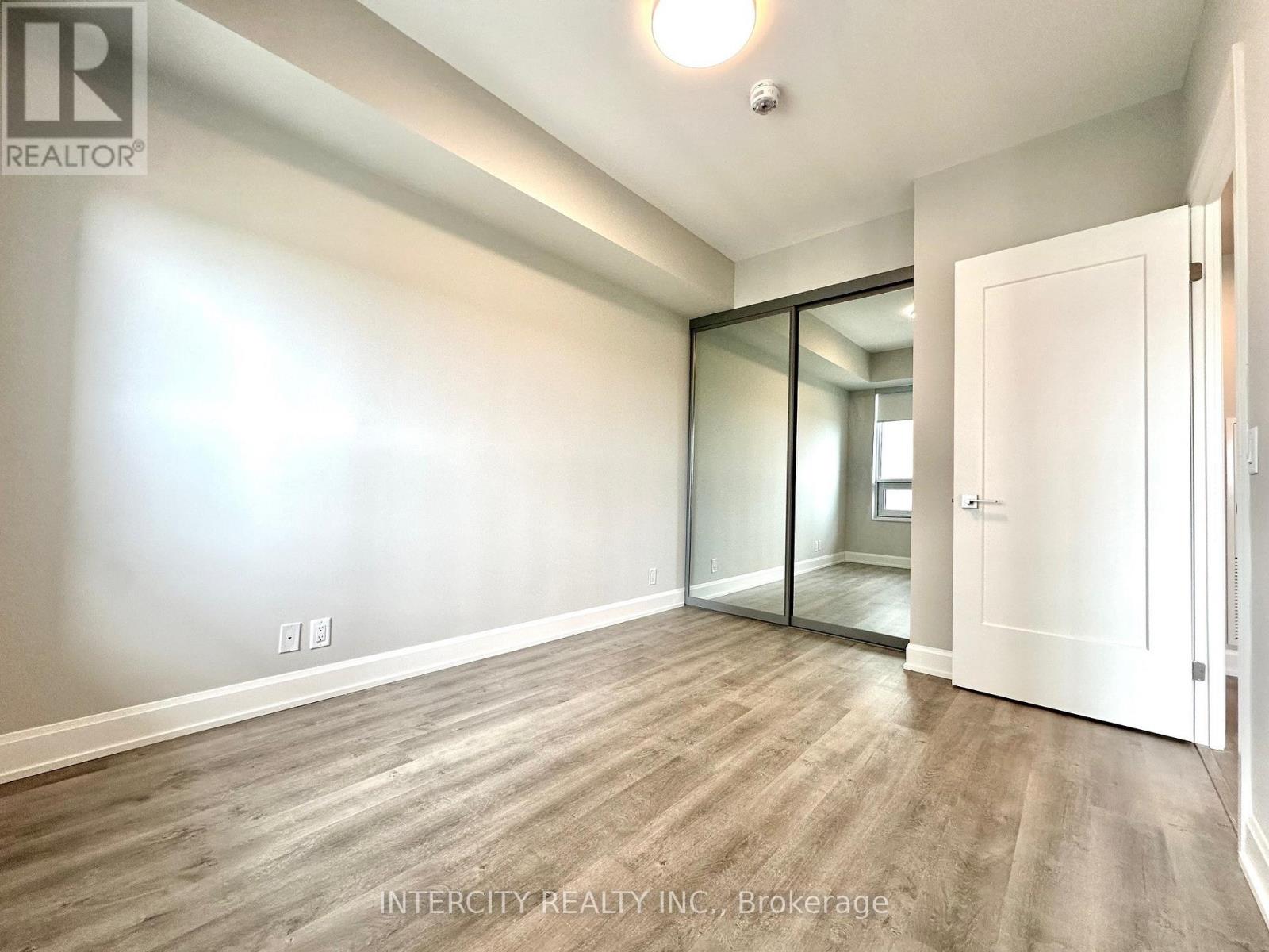 1710 - 38 Gandhi Lane, Markham, Ontario  L3T 0G9 - Photo 10 - N12430655