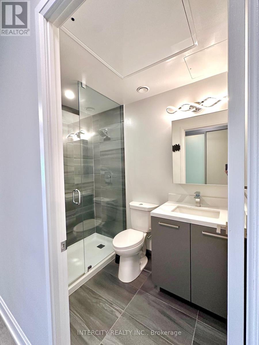 1710 - 38 Gandhi Lane, Markham, Ontario  L3T 0G9 - Photo 14 - N12430655