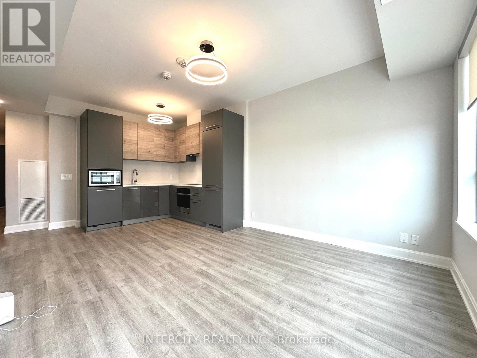 1710 - 38 Gandhi Lane, Markham, Ontario  L3T 0G9 - Photo 5 - N12430655
