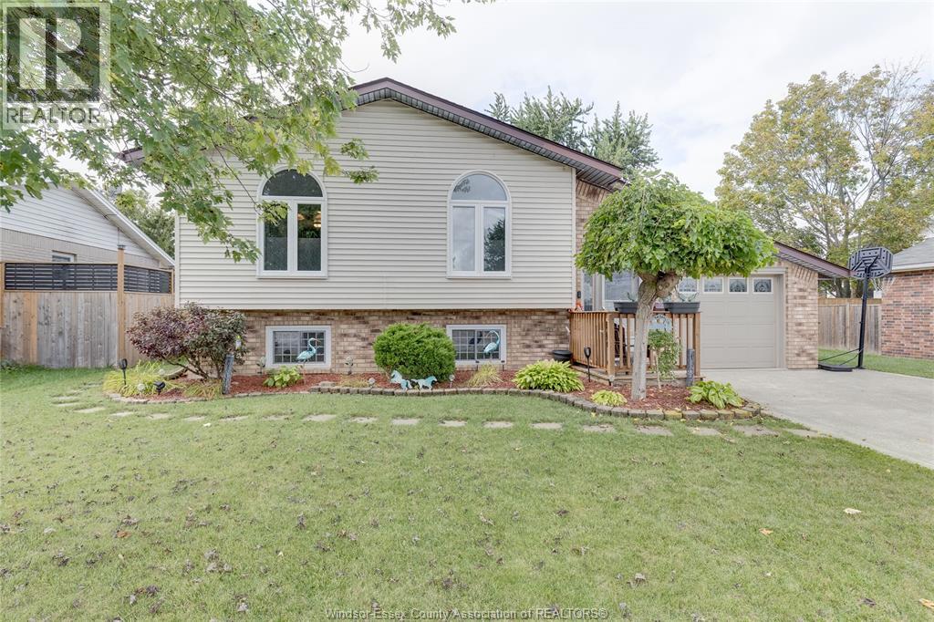 49 STANTON COURT, Essex, Ontario