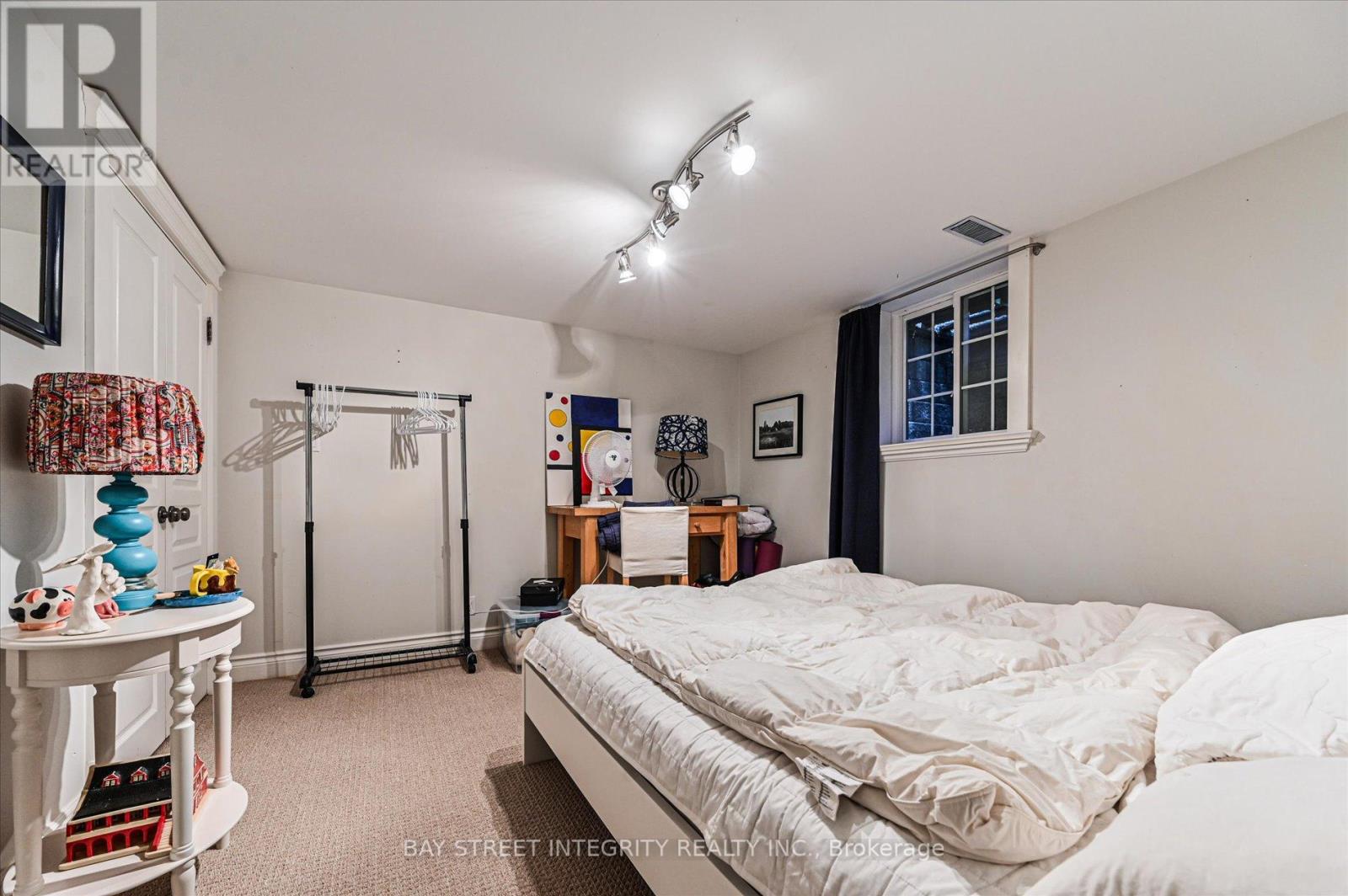 1192 Morrison Heights Drive, Oakville, Ontario  L6J 4J1 - Photo 38 - W12430663
