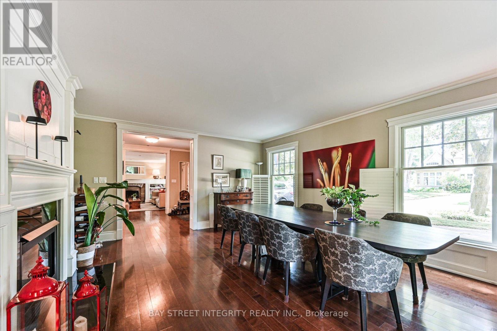 1192 Morrison Heights Drive, Oakville, Ontario  L6J 4J1 - Photo 8 - W12430663