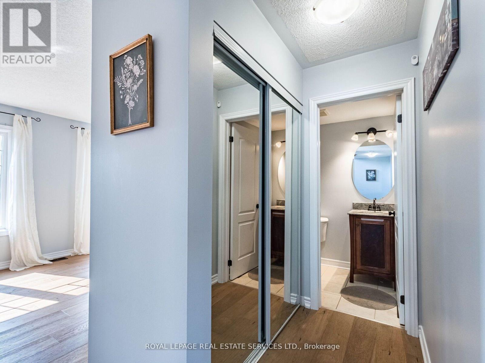 3087 Highvalley Road, Oakville, Ontario  L6M 5H4 - Photo 19 - W12430668