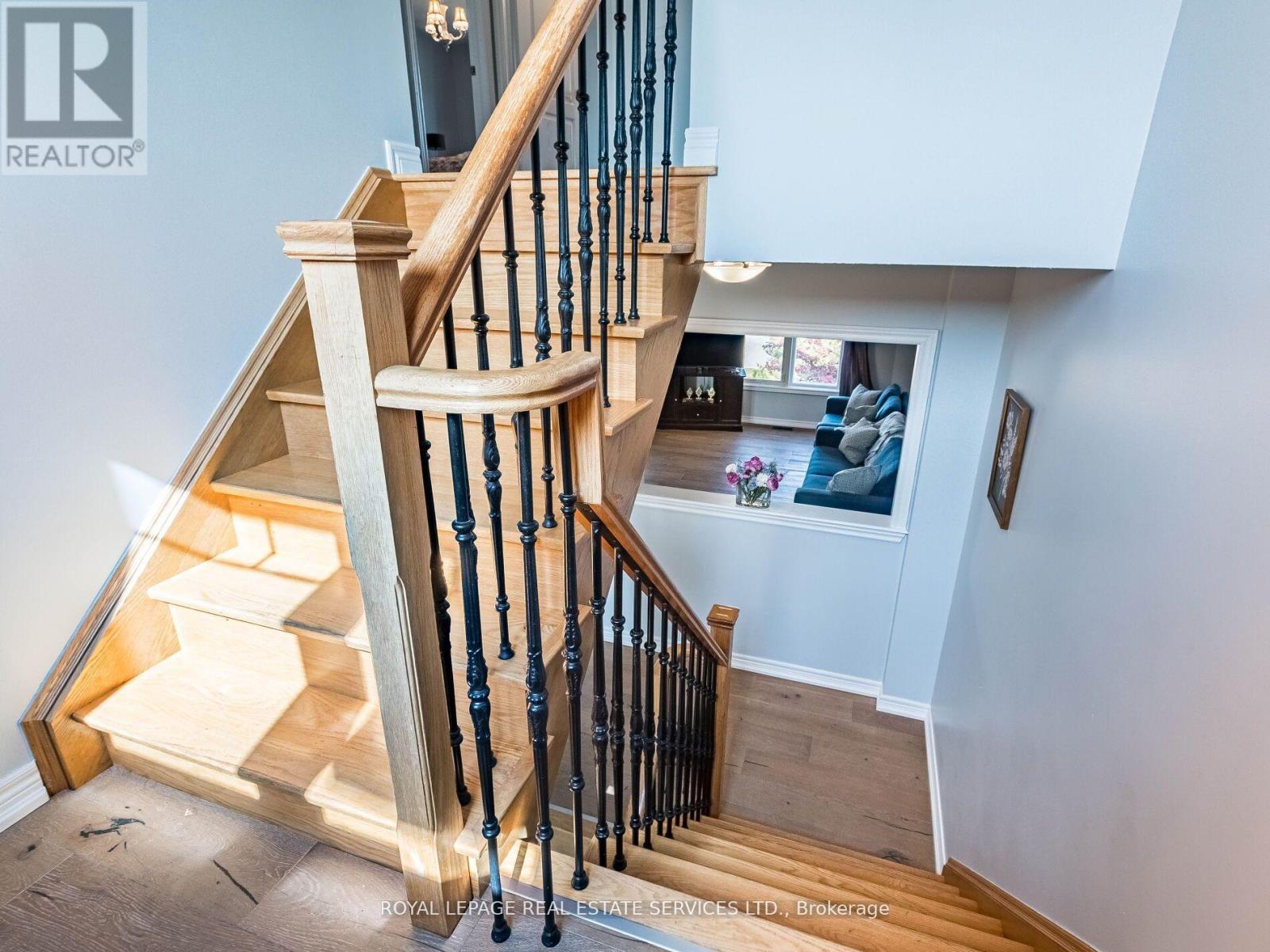 3087 Highvalley Road, Oakville, Ontario  L6M 5H4 - Photo 22 - W12430668