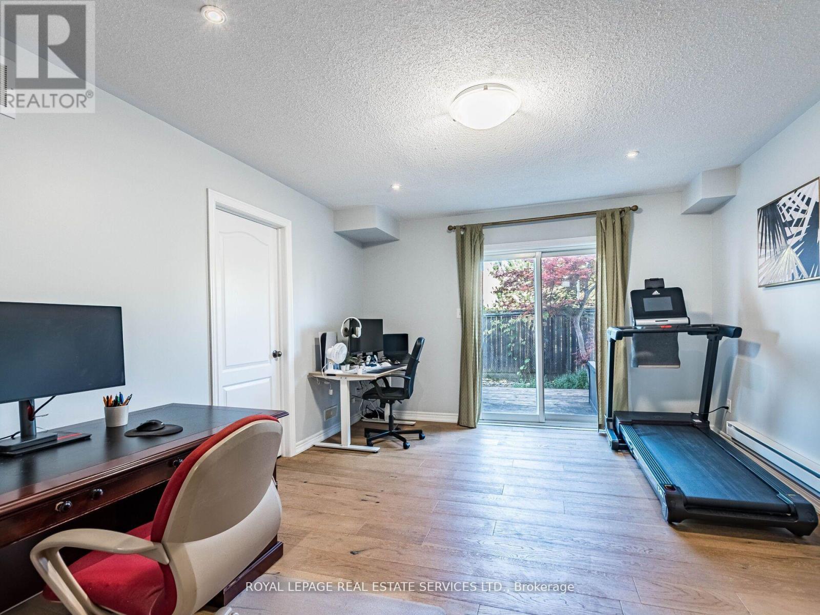 3087 Highvalley Road, Oakville, Ontario  L6M 5H4 - Photo 34 - W12430668