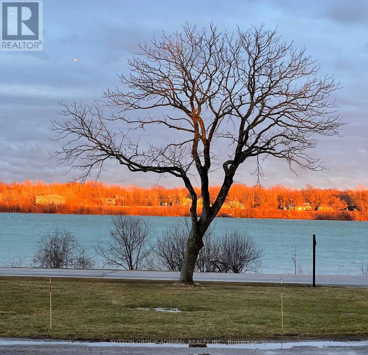 9767 Niagara River Parkway, Niagara Falls (Lyons Creek), Ontario  L2G 0N9 - Photo 43 - X12381289