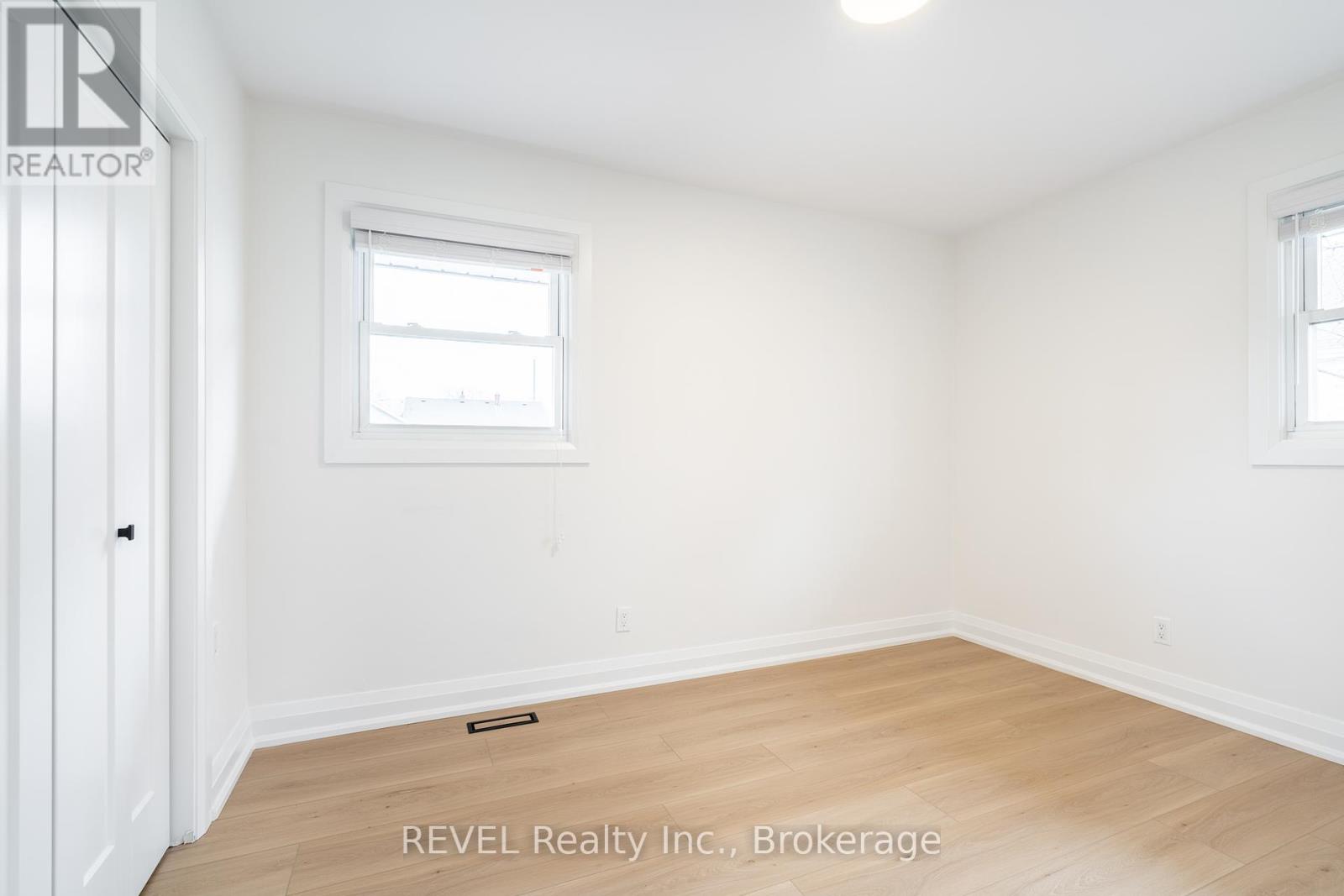 508 Geneva Street, St. Catharines (Vine/linwell), Ontario  L2R 2H6 - Photo 20 - X12430678