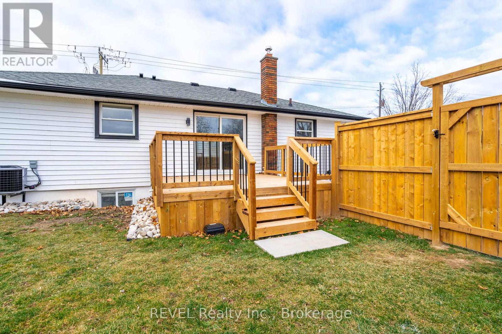 508 Geneva Street, St. Catharines (Vine/linwell), Ontario  L2R 2H6 - Photo 28 - X12430678