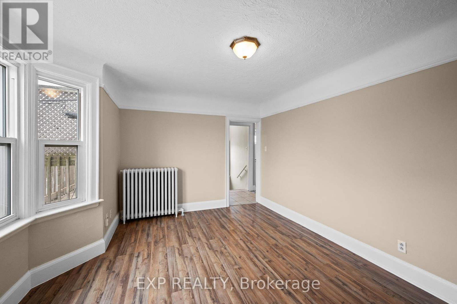 54 Frederick Avenue, Hamilton, Ontario  L8H 4K4 - Photo 25 - X12430664