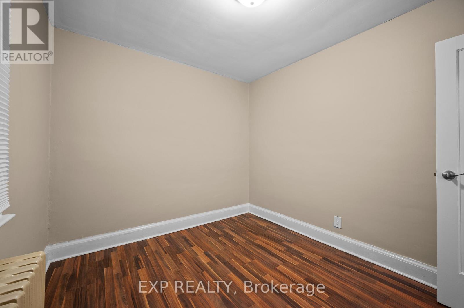 54 Frederick Avenue, Hamilton, Ontario  L8H 4K4 - Photo 28 - X12430664