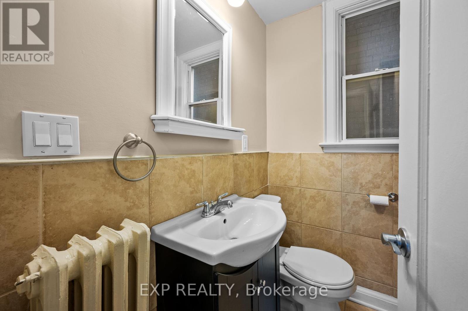 54 Frederick Avenue, Hamilton, Ontario  L8H 4K4 - Photo 30 - X12430664