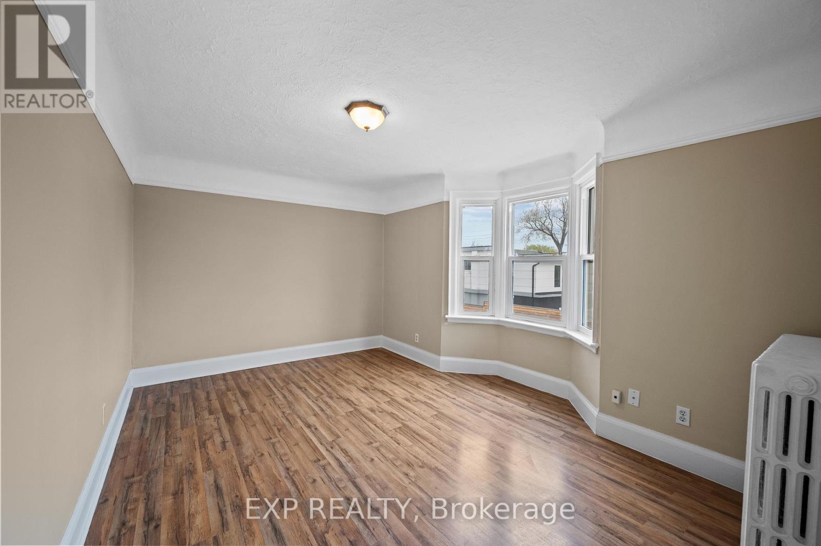 54 Frederick Avenue, Hamilton, Ontario  L8H 4K4 - Photo 42 - X12430664