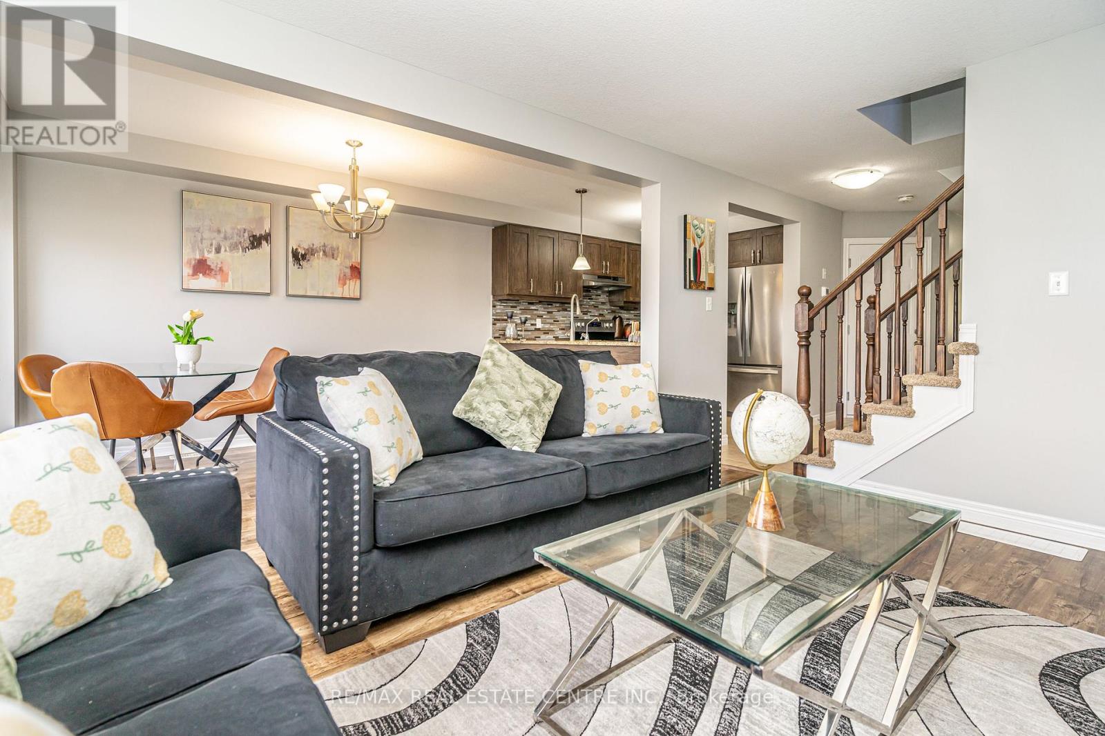 28 Newstead Road, Brant, Ontario  N3L 0G3 - Photo 12 - X12430667