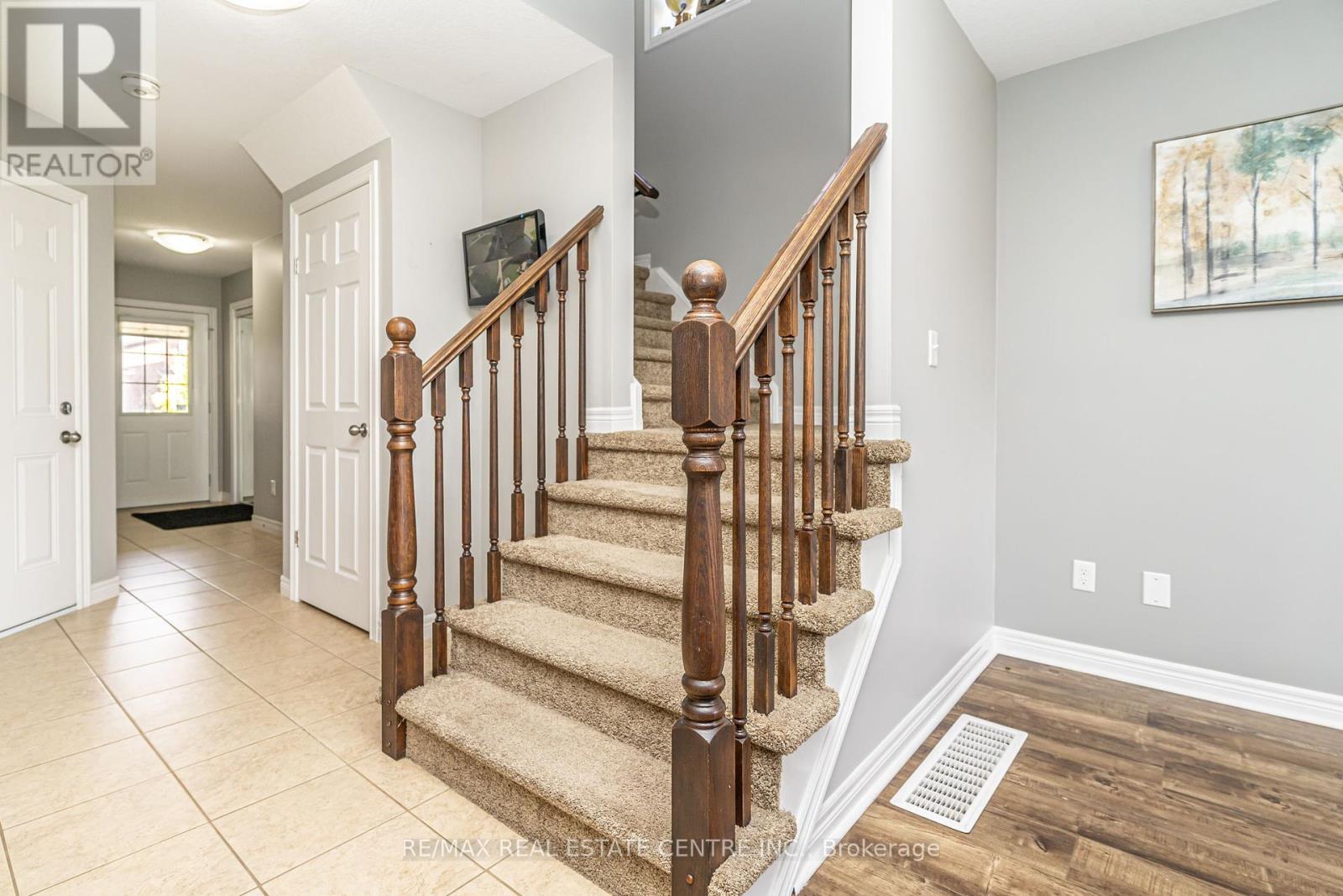 28 Newstead Road, Brant, Ontario  N3L 0G3 - Photo 20 - X12430667