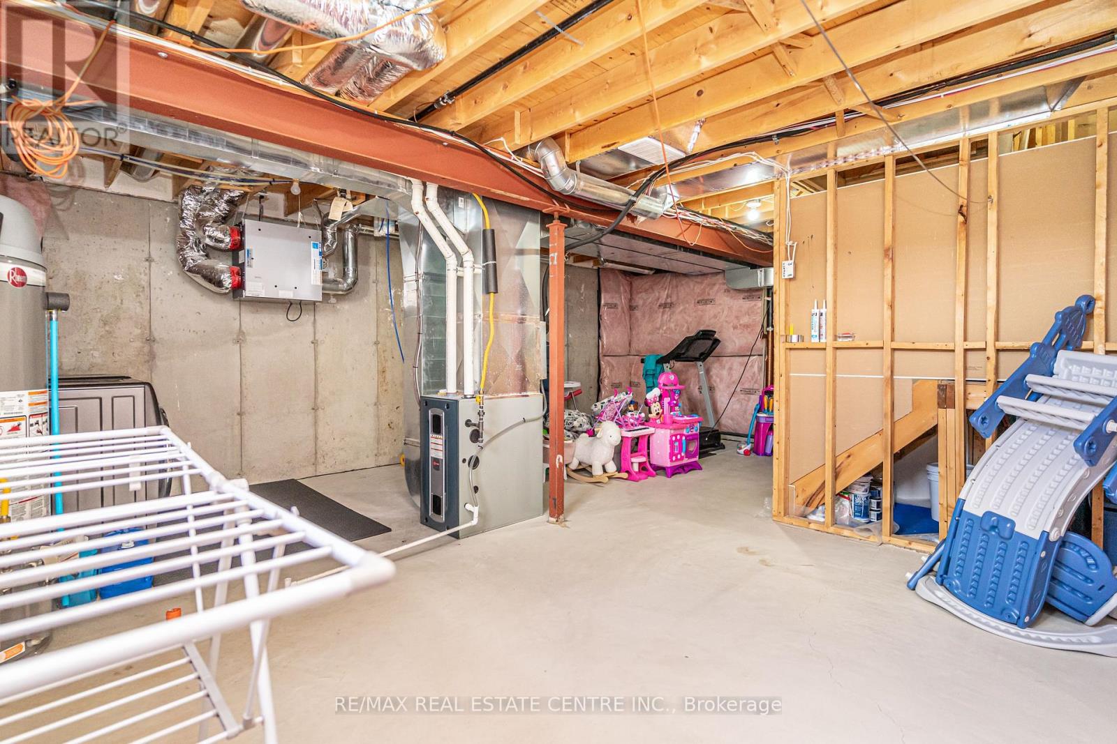 28 Newstead Road, Brant, Ontario  N3L 0G3 - Photo 33 - X12430667