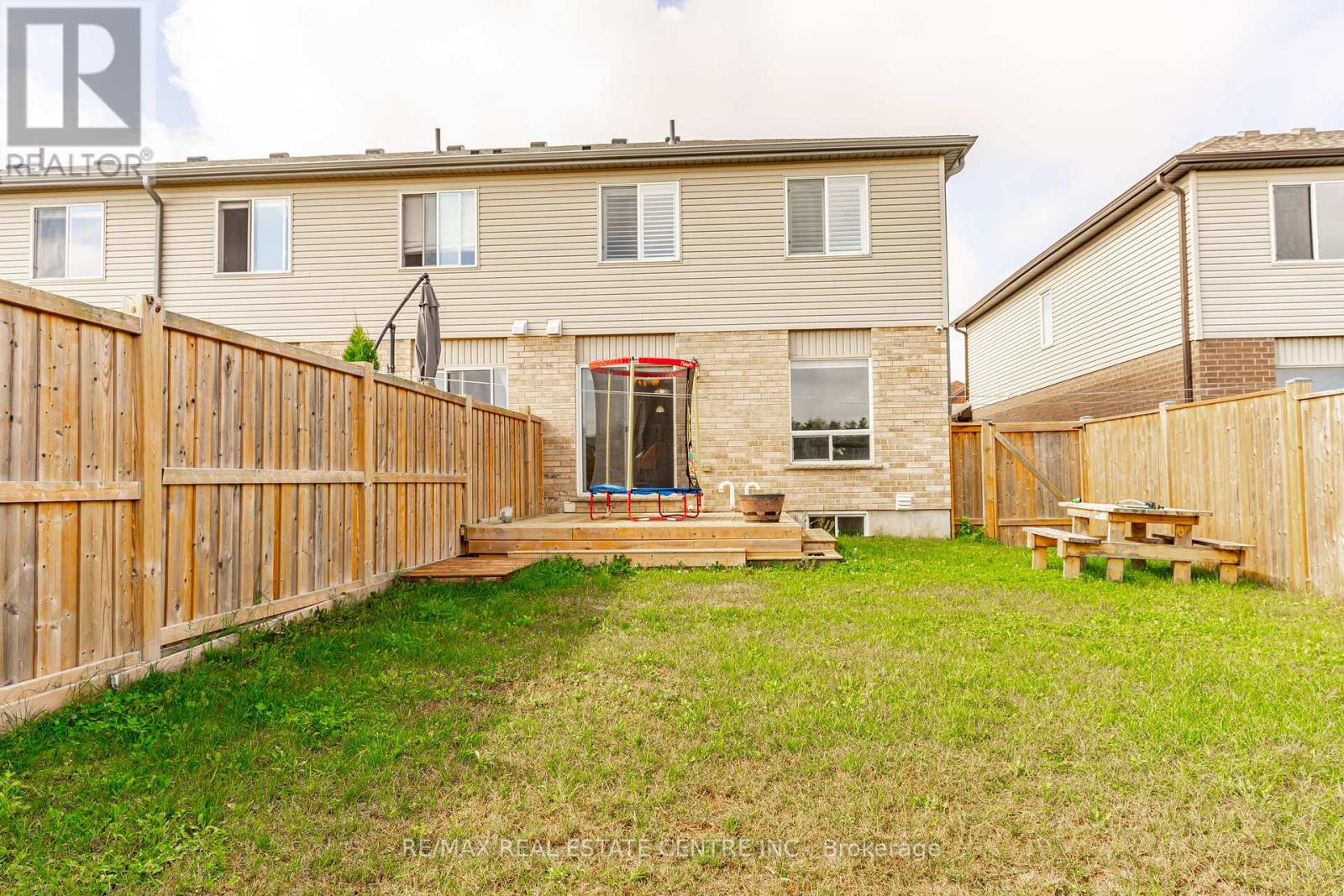 28 Newstead Road, Brant, Ontario  N3L 0G3 - Photo 38 - X12430667